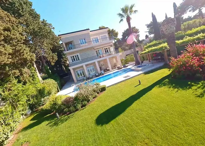 Vila Diocletian Split